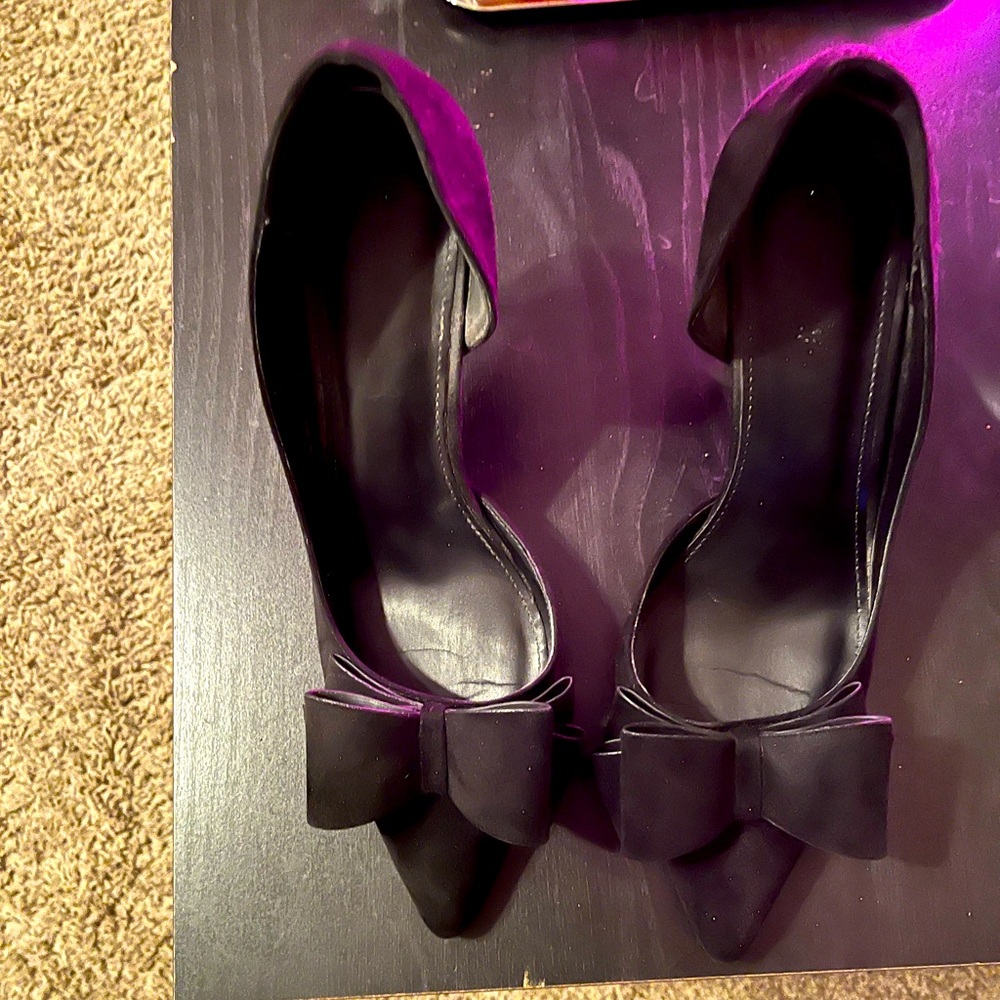 Black Heel with Bow